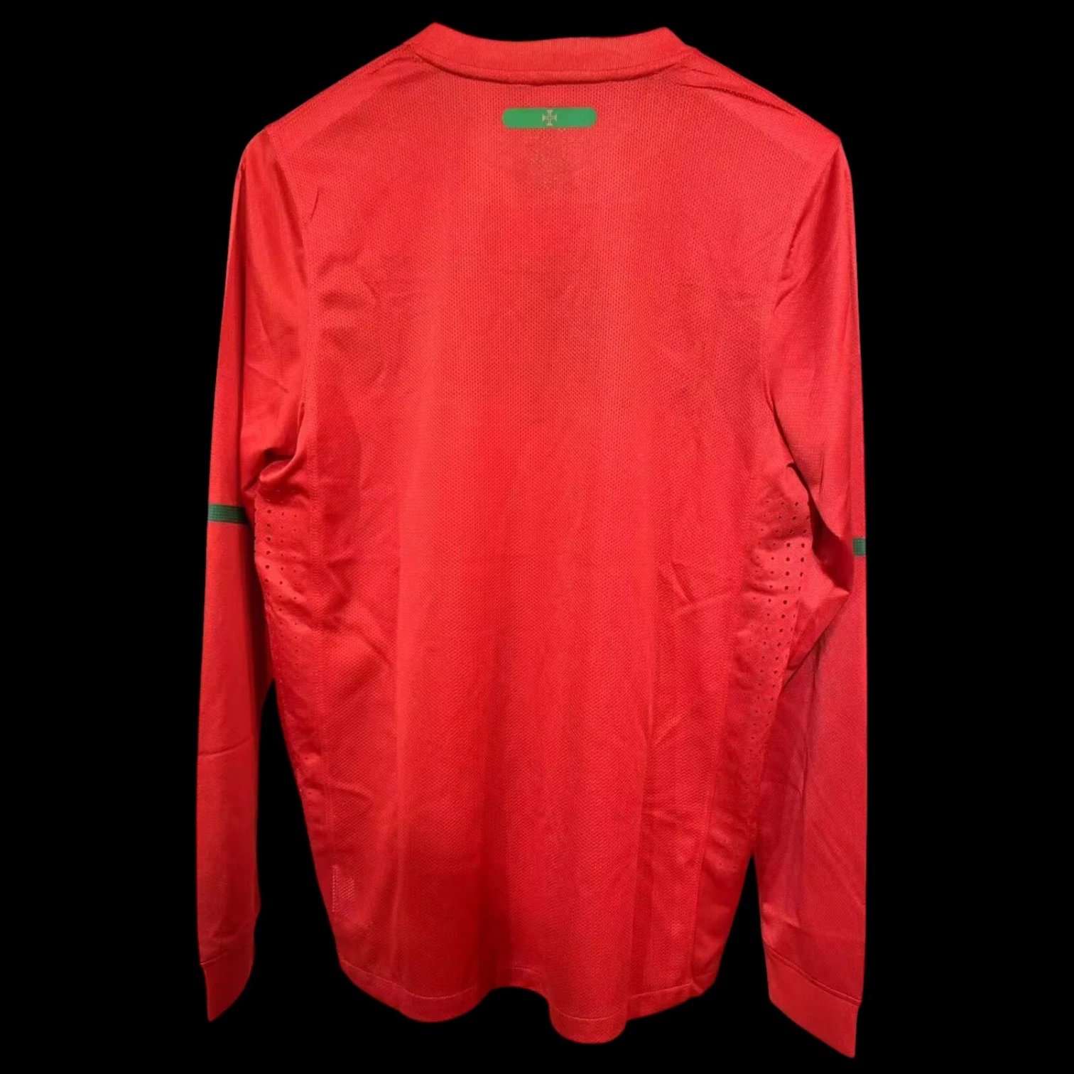 Portugal 2010 Retro Jersey — Photo 2