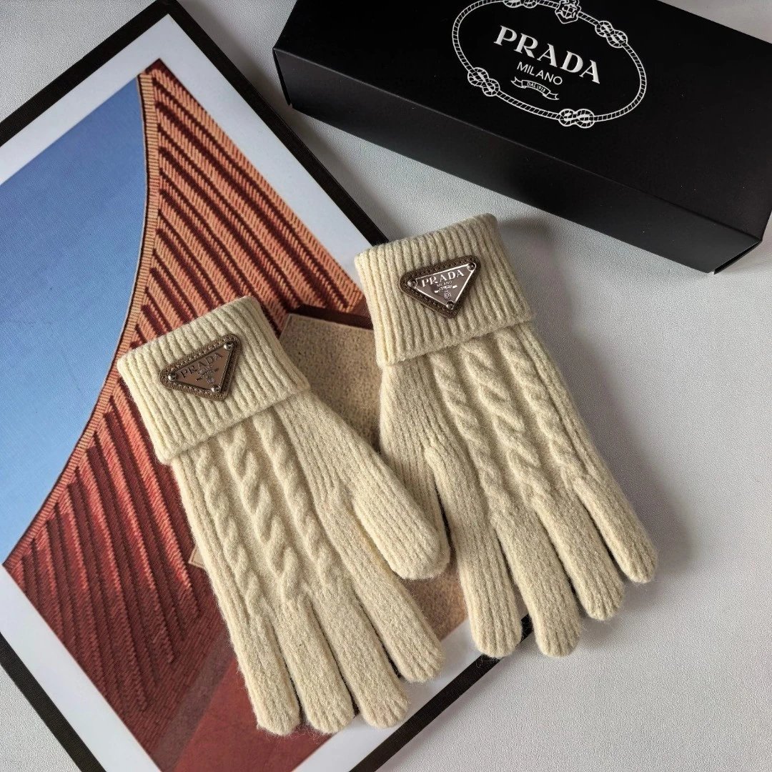 Prada Gloves Ver.C — Photo 2