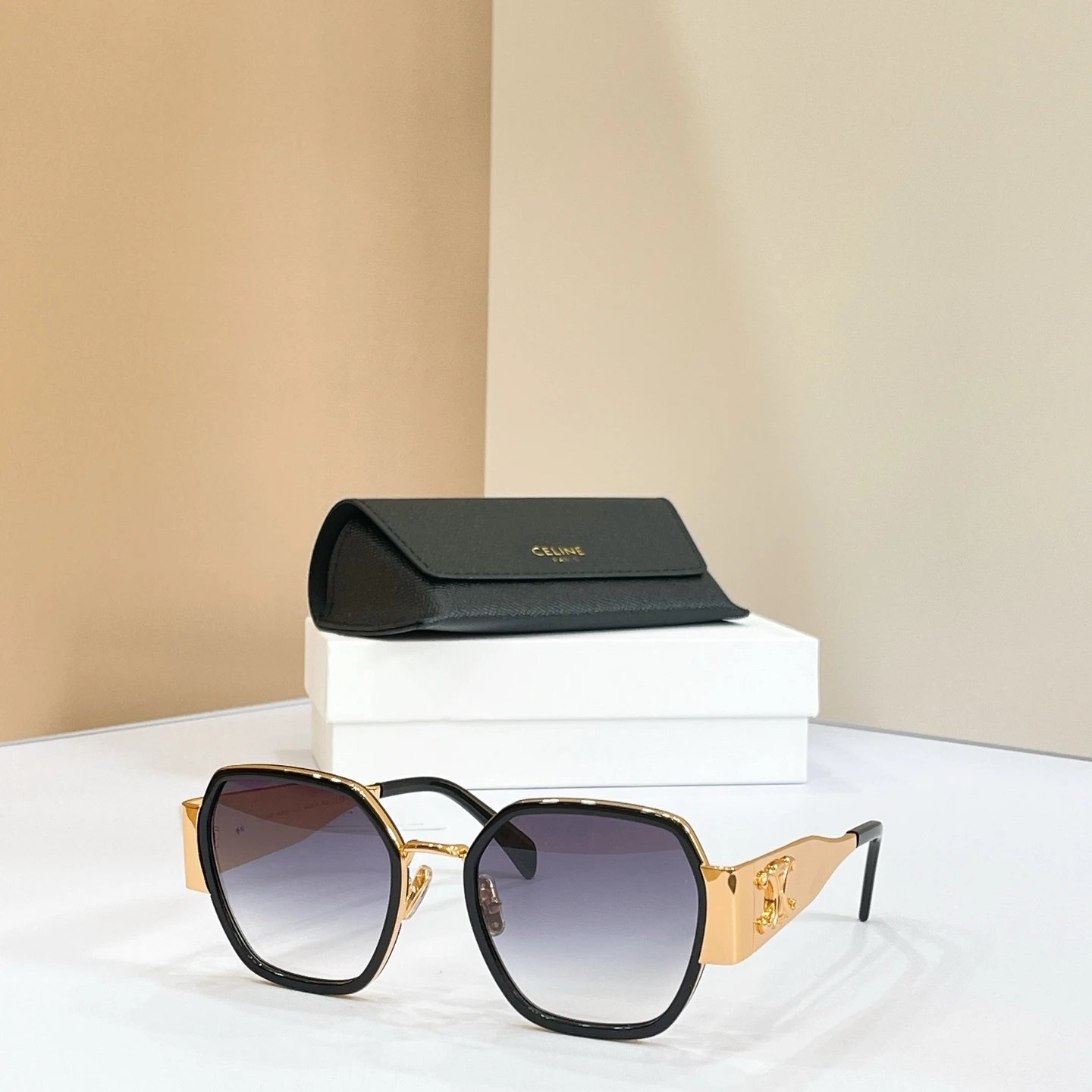 Celine CL47180U Sunglasses 56-21-145 — photo 4