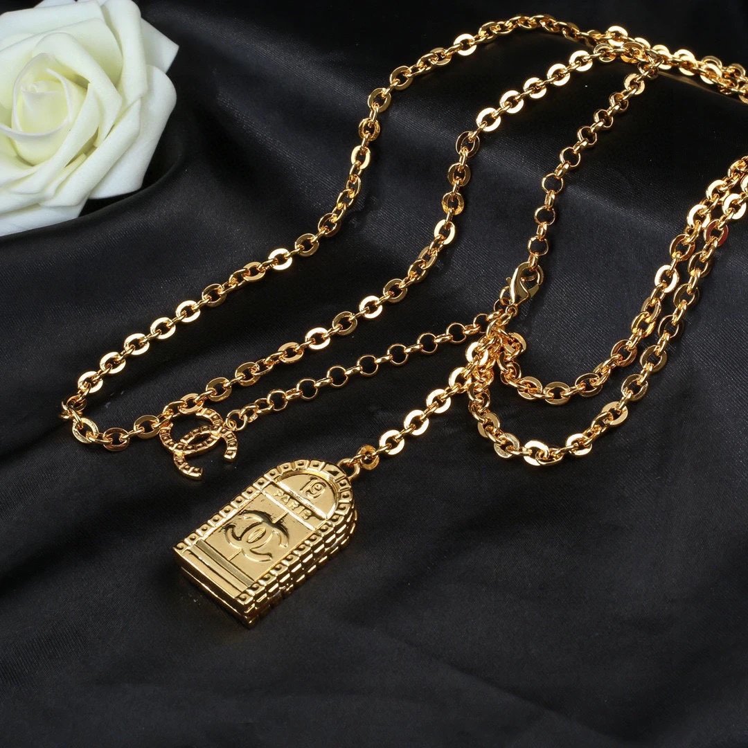 Chanel Waist Chain Ver.H — QC