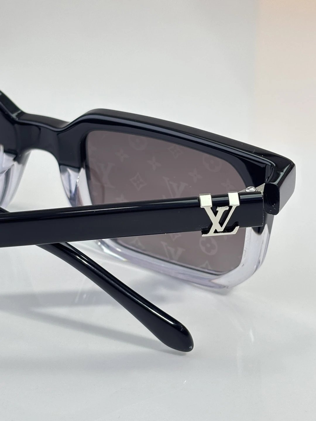 Louis Vuitton Z3262U Sunglasses 51-25-140 Ver.A — QC