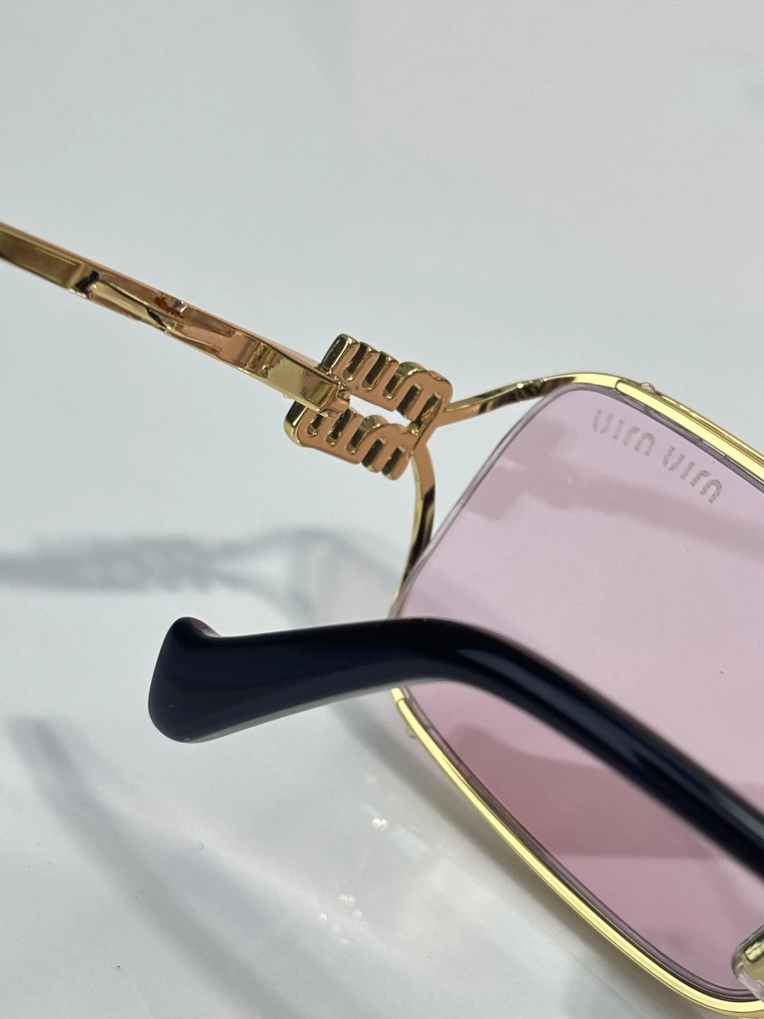 Miu Miu OMU A89S Sunglasses 56-19-145 Ver.A — QC