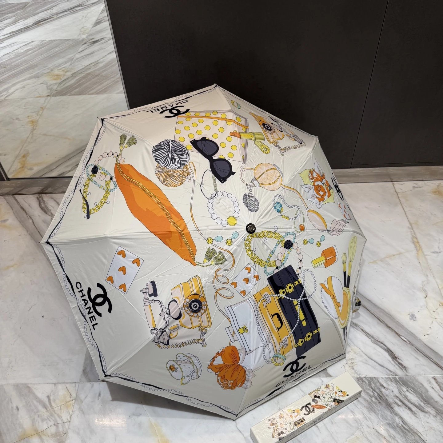Chanel UV Protection Folding Umbrella Ver.C — Photo 8