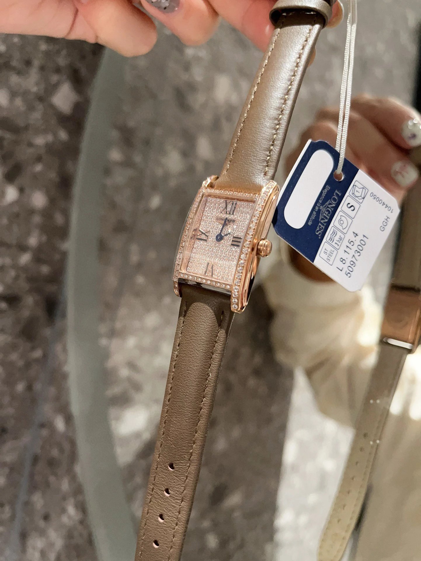 Rechthoekig Longines L8.115.4 horloge in roségoudkleur met kristallen