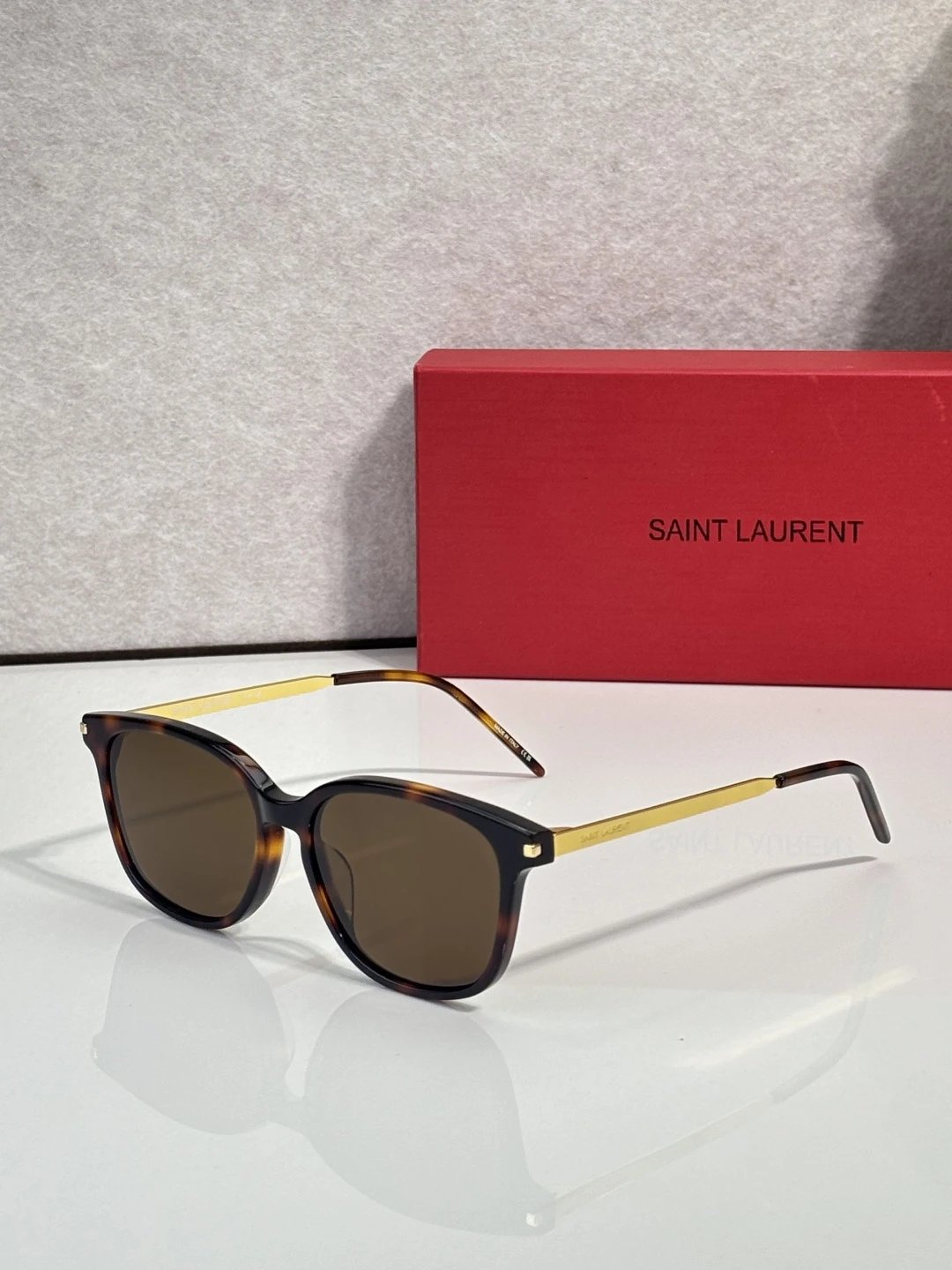 Saint Laurent SL648 Sunglasses 54-16-145 — photo 5