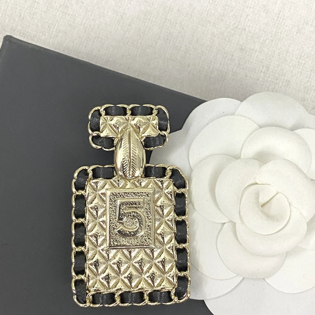 Chanel Brooch Ver.K — Photo 3