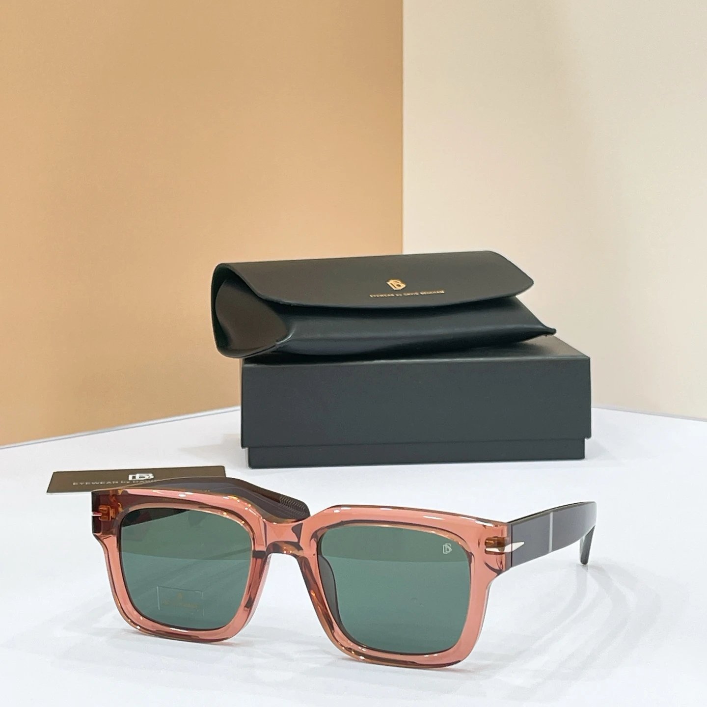 David Beckham DB 7100S Sunglasses 52-21-145 Ver.B — Photo 4