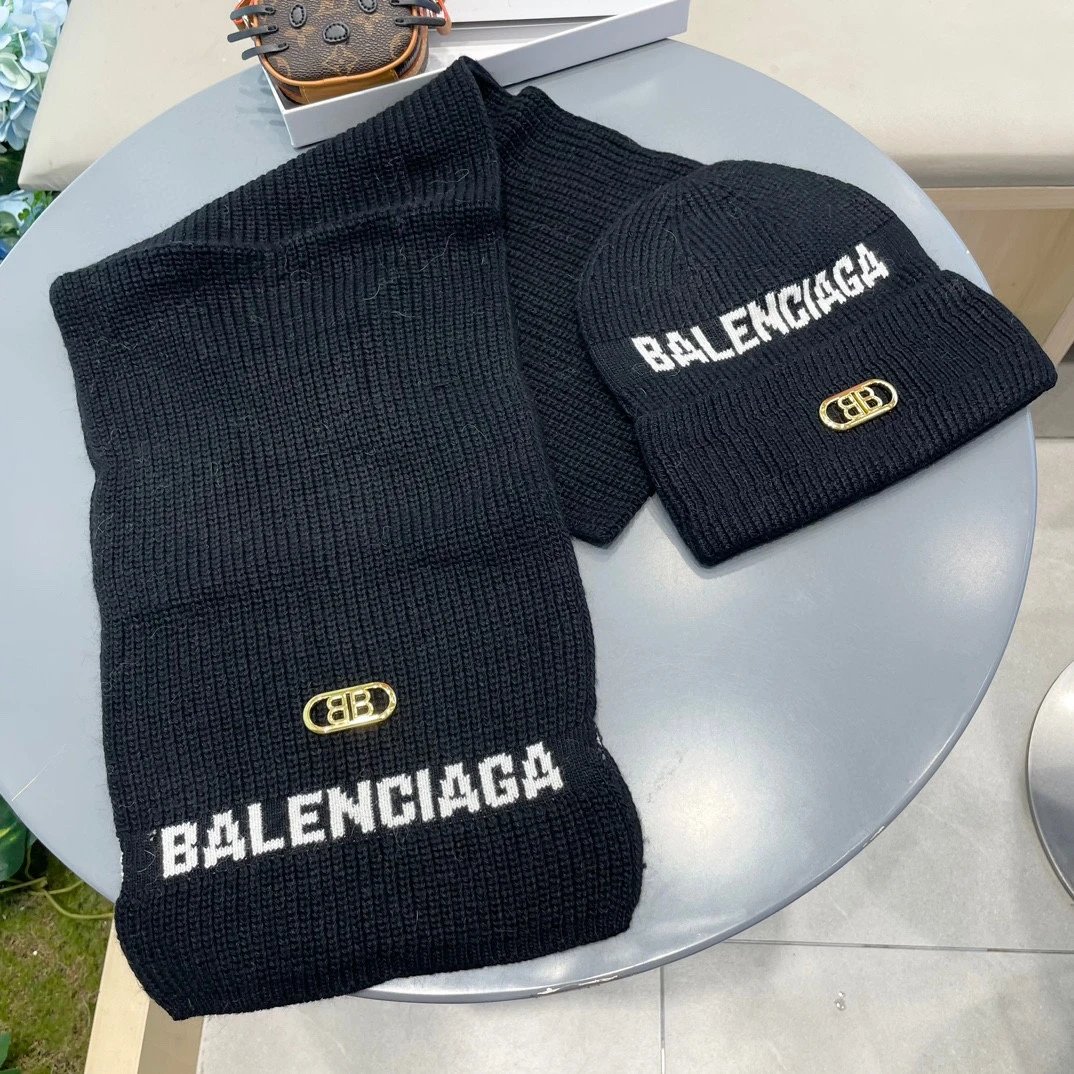 Balenciaga Wool Rabbit Fur Scarf & Hat Set Ver.B — QC
