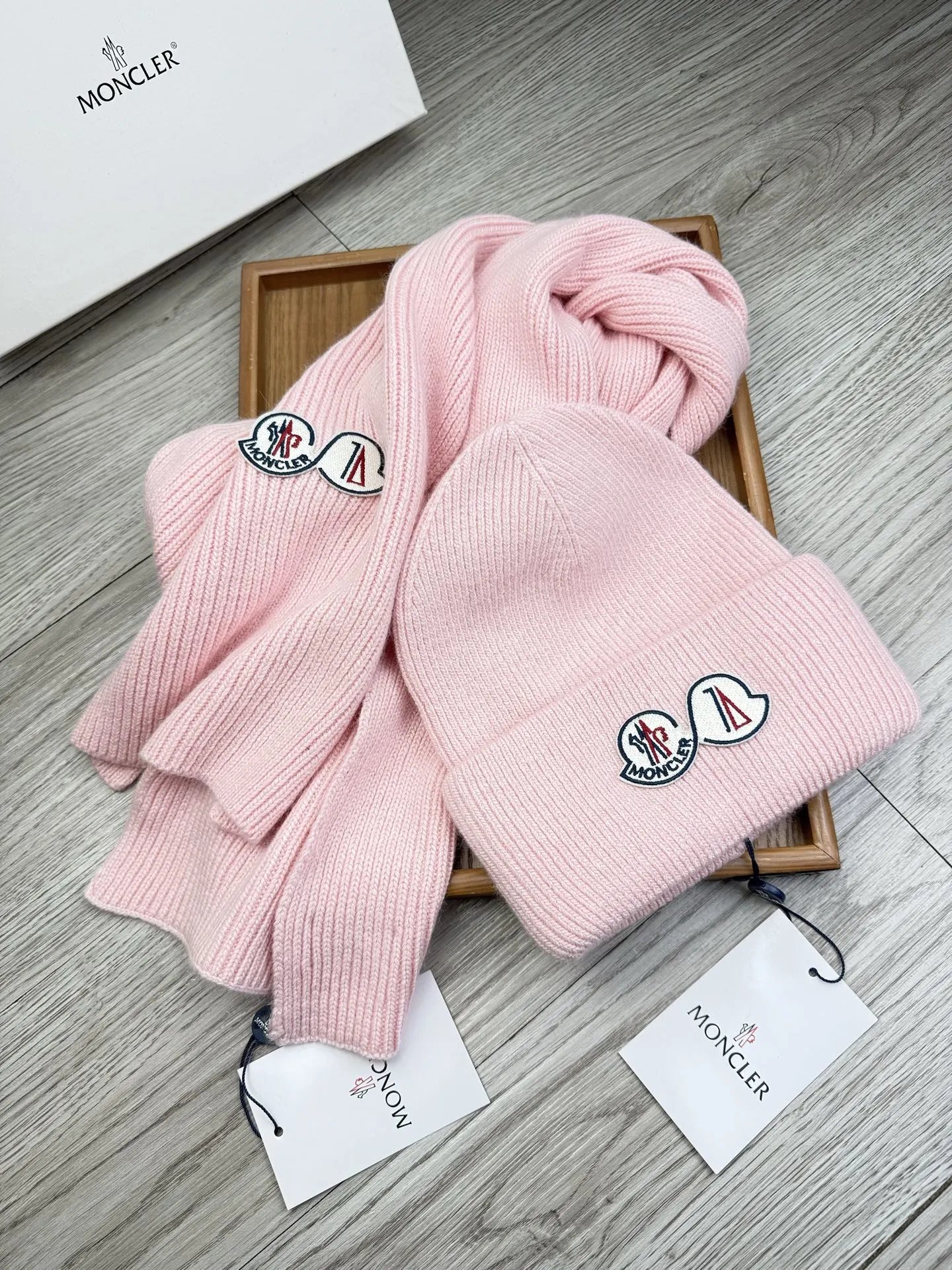 Moncler Wool Rabbit Fur Scarf & Hat Set Ver.E — Photo 9