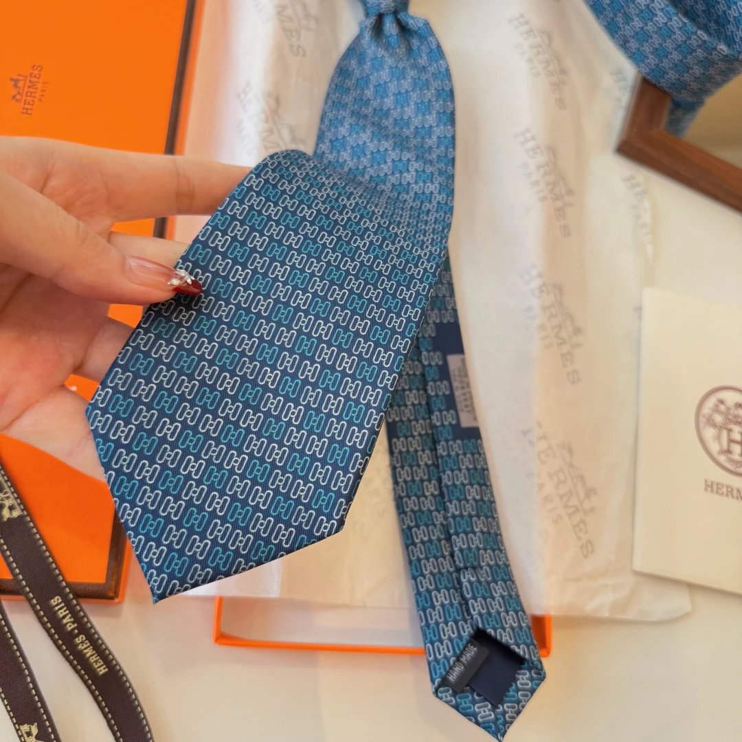 Hermes Silk Tie Ver.B — Photo 7