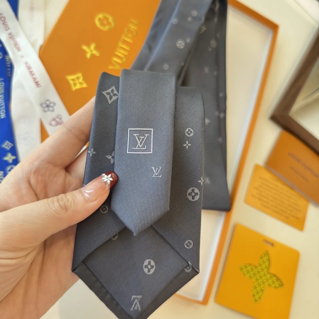 Louis Vuitton Silk Tie Ver.B — Photo 8