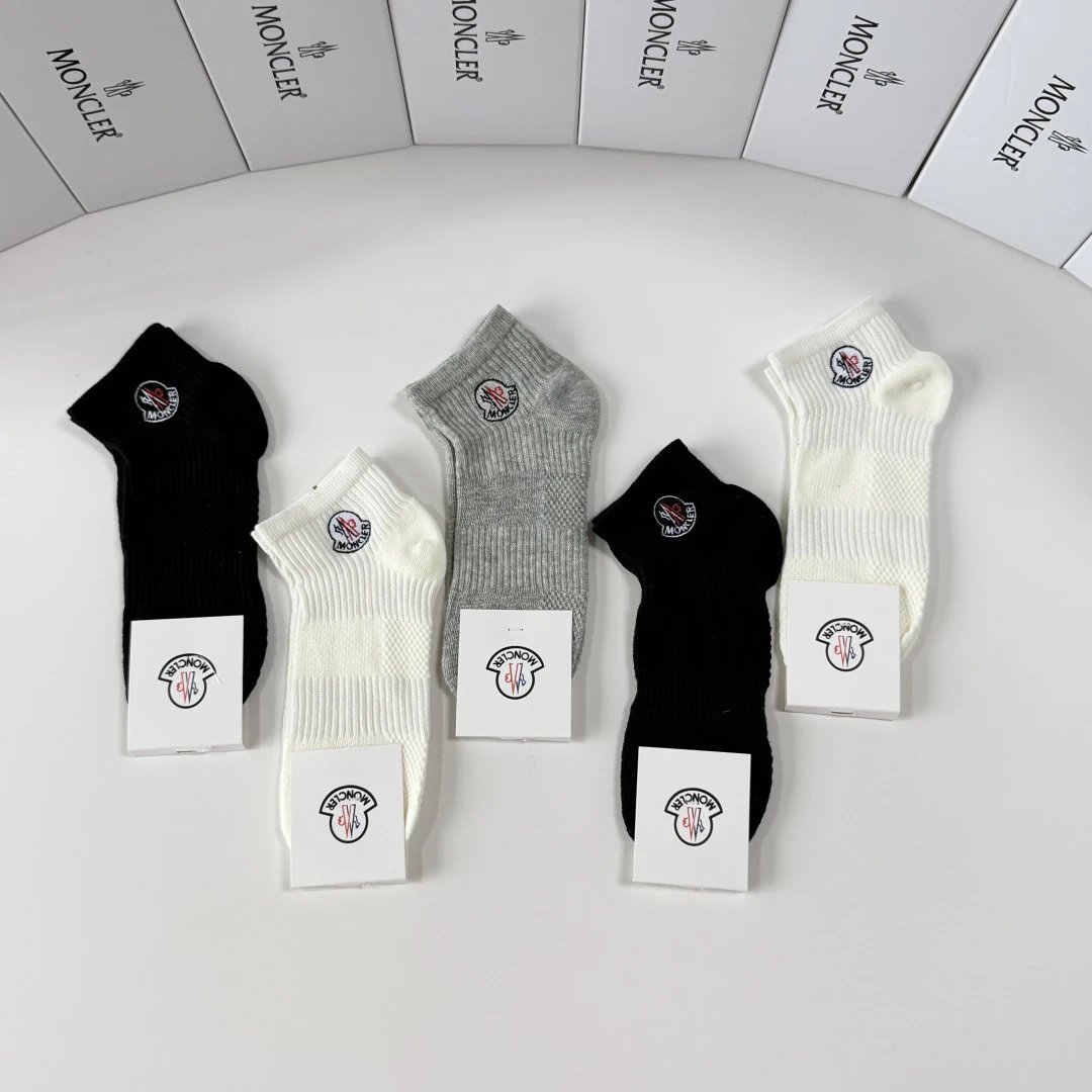 Moncler Embroidered Quarter Socks 5-Pair Box Ver.C — photo 9