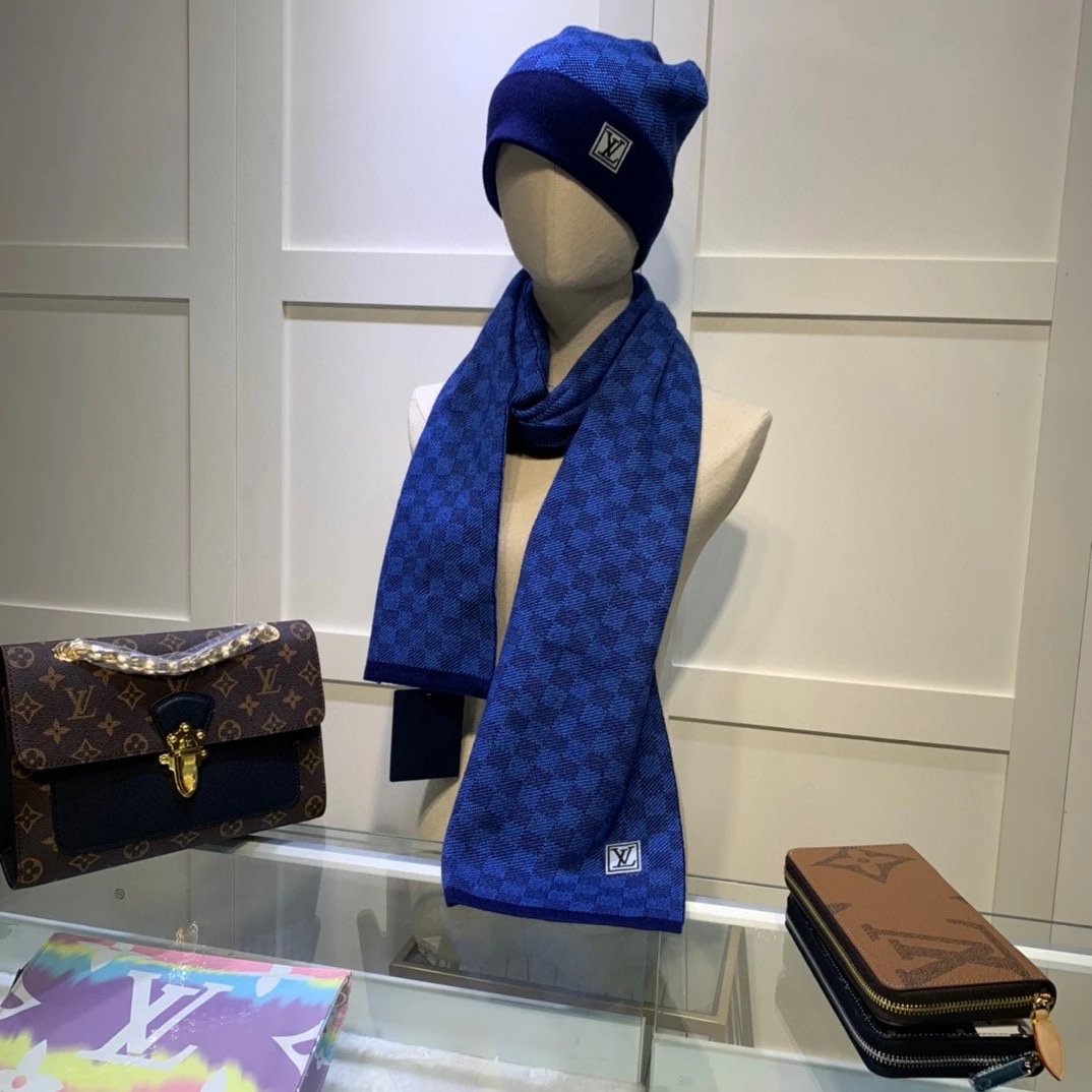 Louis Vuitton Wool Cashmere Scarf & Hat Set Ver.D — Photo 5