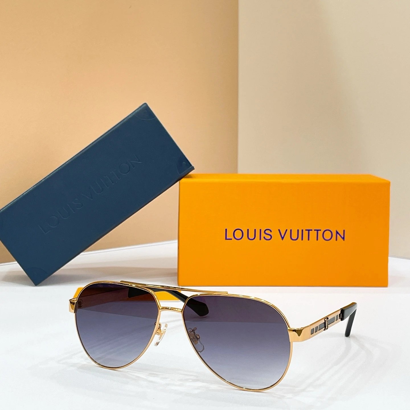 Louis Vuitton Z2106U Sunglasses 60-14-145 — QC