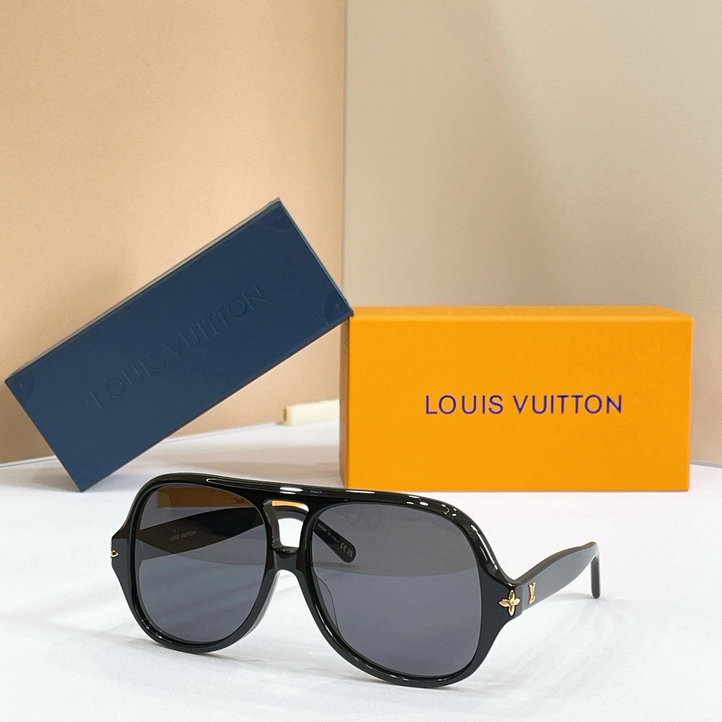 Louis Vuitton Sunglasses Ver.F — photo 6