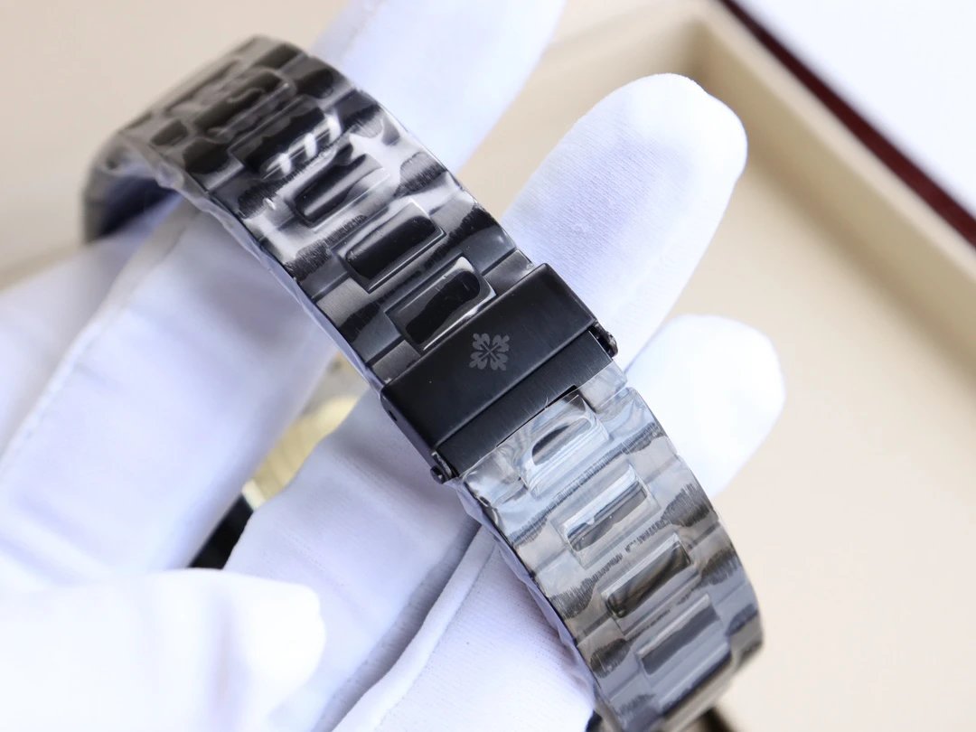 Patek Philippe Nautilus Automatic Watch Ver.A — QC