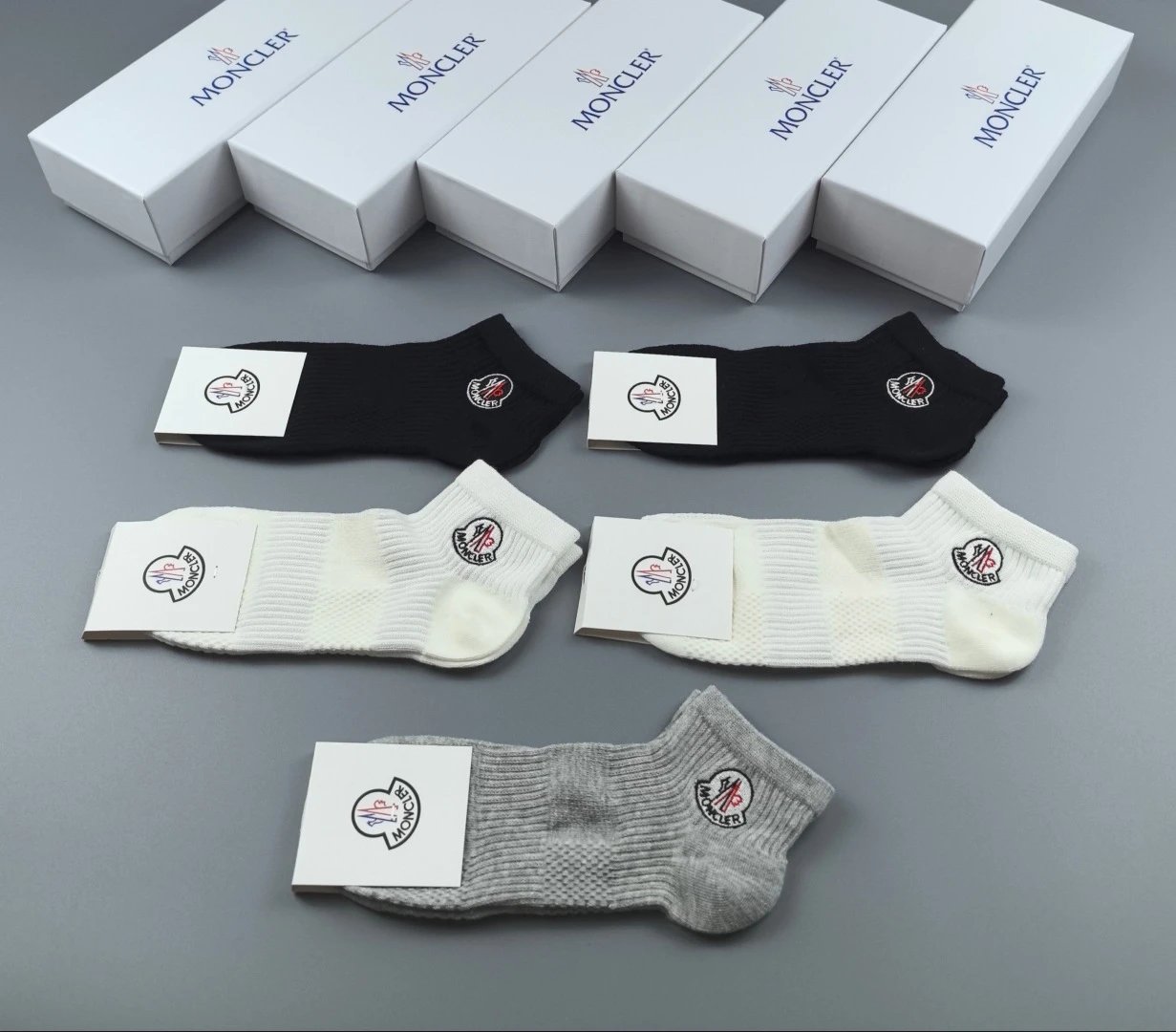 Moncler Embroidered Quarter Socks 5-Pair Box Ver.E — photo 4