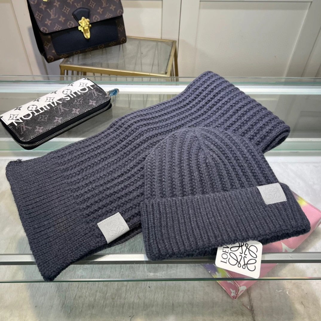 Loewe Scarf & Hat Set Ver.H — QC