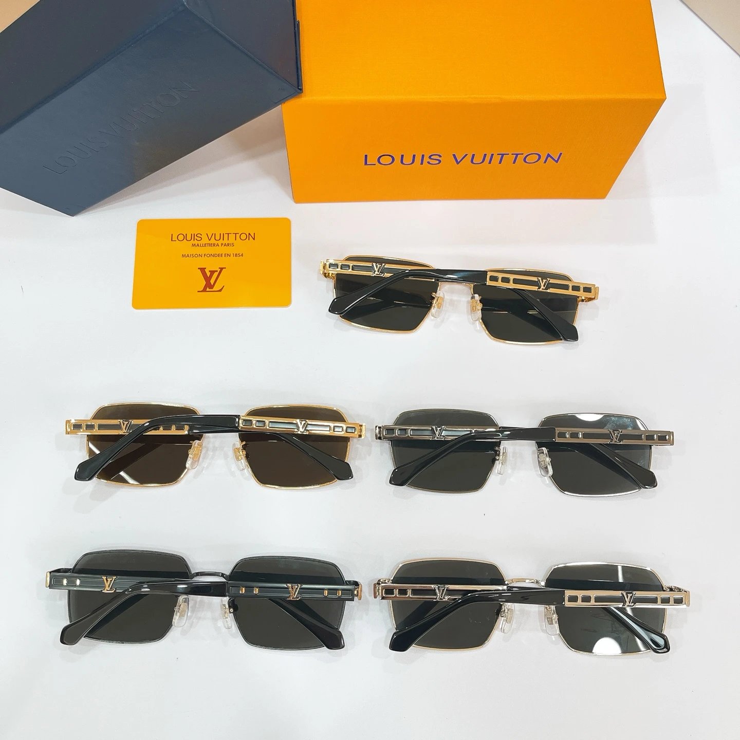 Louis Vuitton Z2107U Sunglasses 57-18-145 — QC