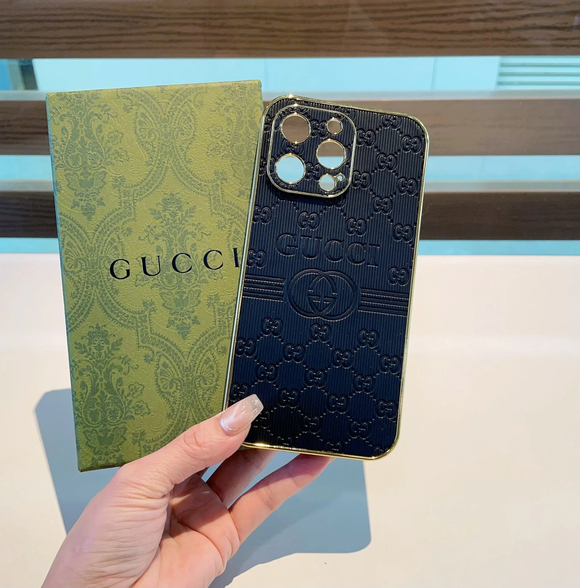 Gucci Phone Case Ver.A — Photo 2
