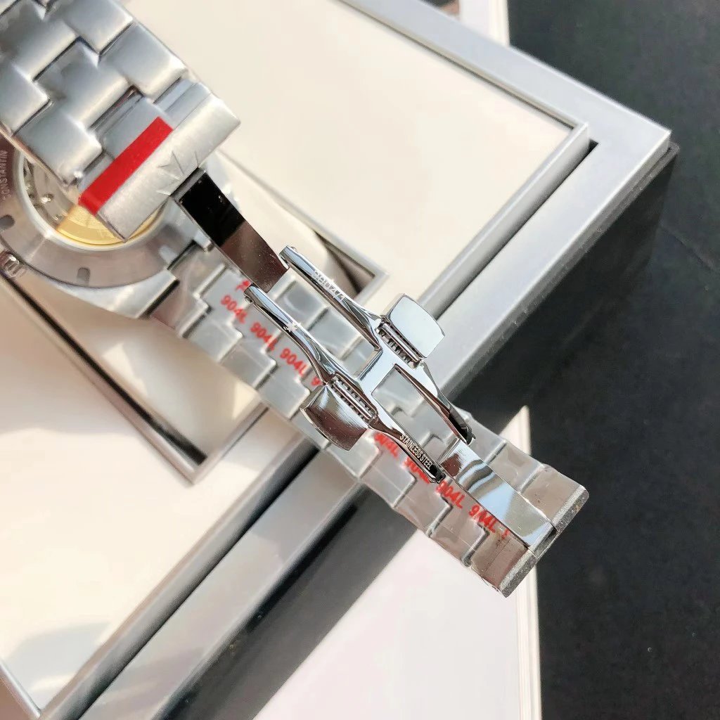 Vacheron Constantin Overseas Automatic Watch 41mm Ver.B — photo 8