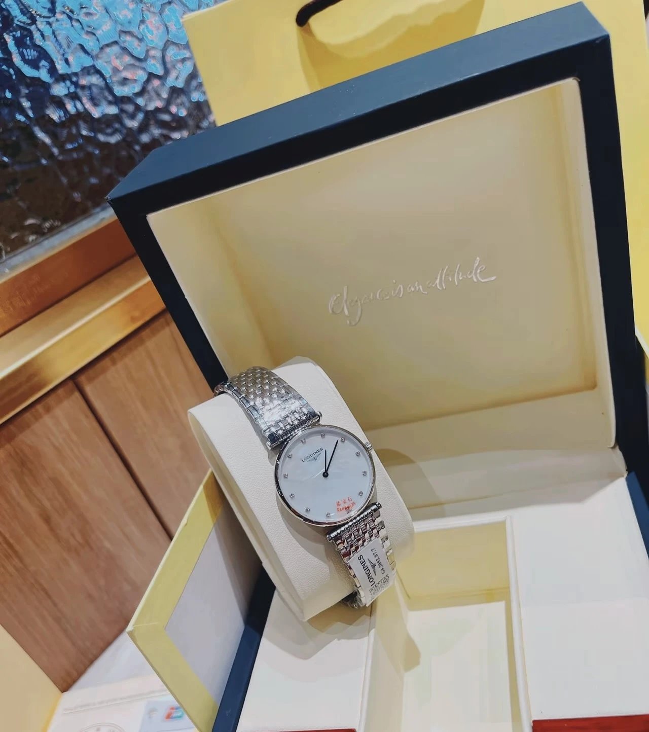 Longines Watch with White Dial and Silver-Tone Link Bracelet 33mm Variant A