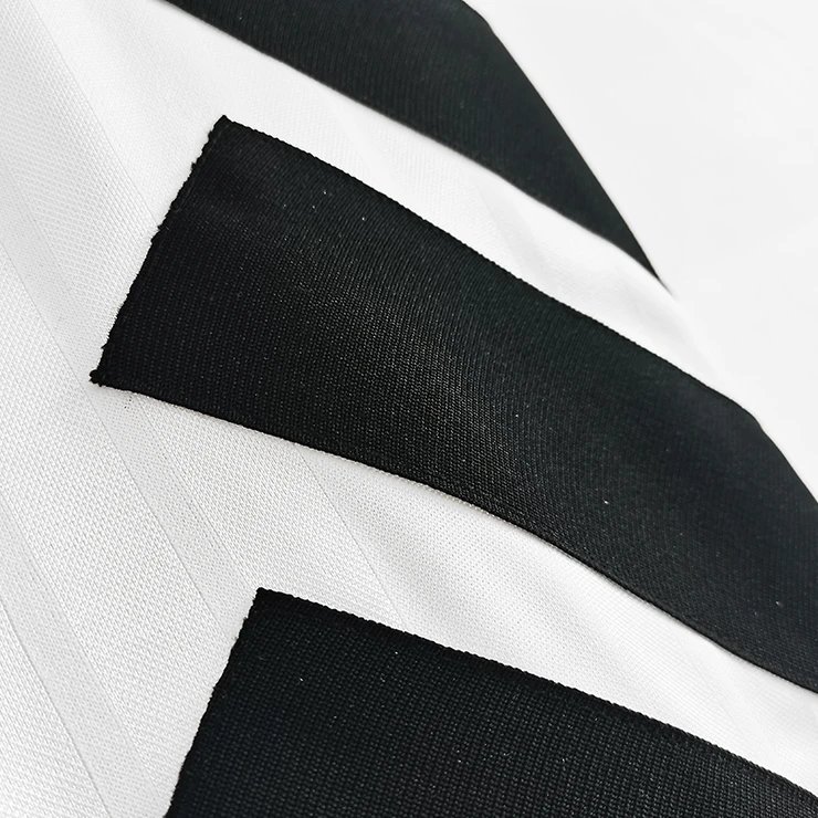 Liverpool 1993/95 Retro Away Jersey — photo 11