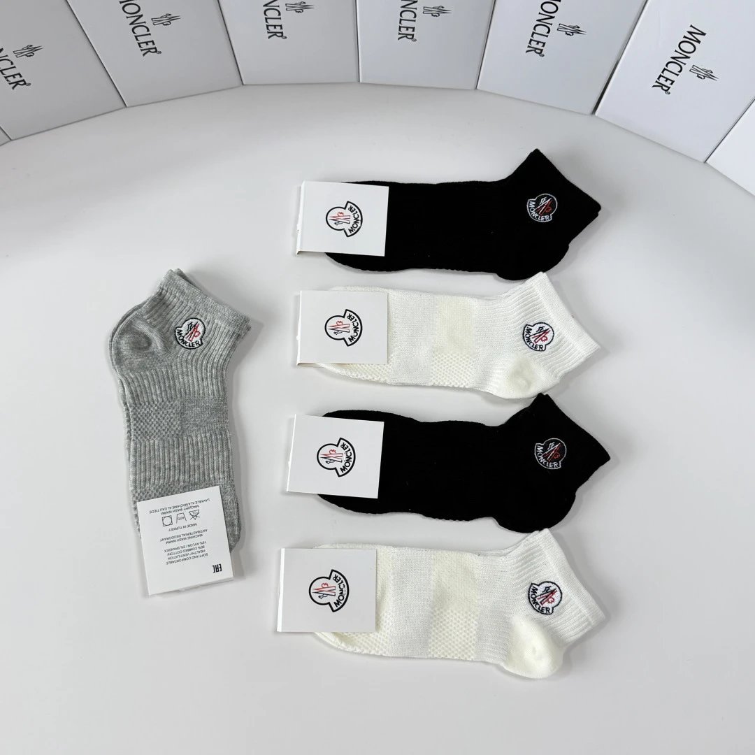 Moncler Embroidered Quarter Socks 5-Pair Box Ver.C — photo 5