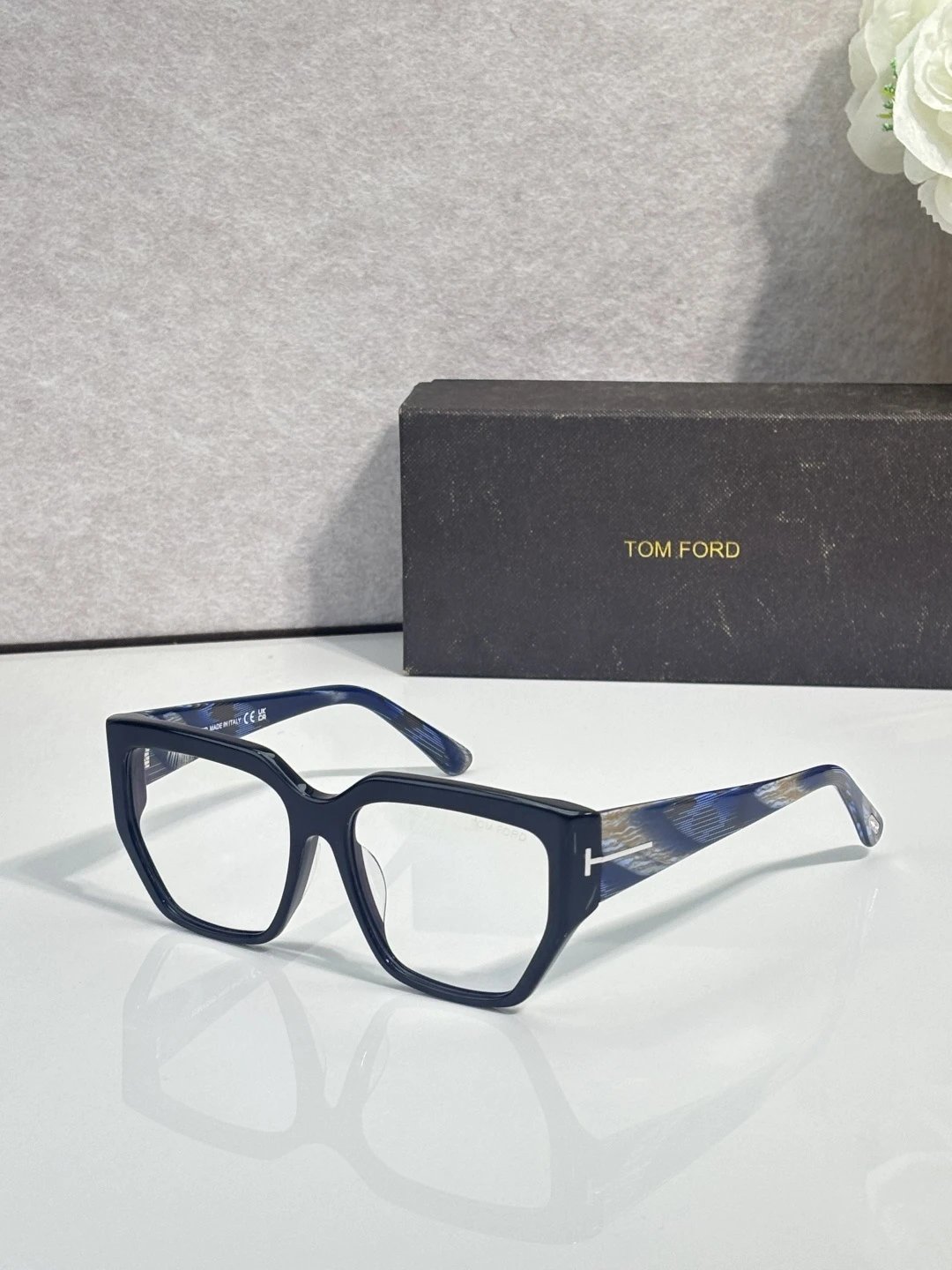 Tom Ford FT5951 Sunglasses 54-16-140 — photo 5