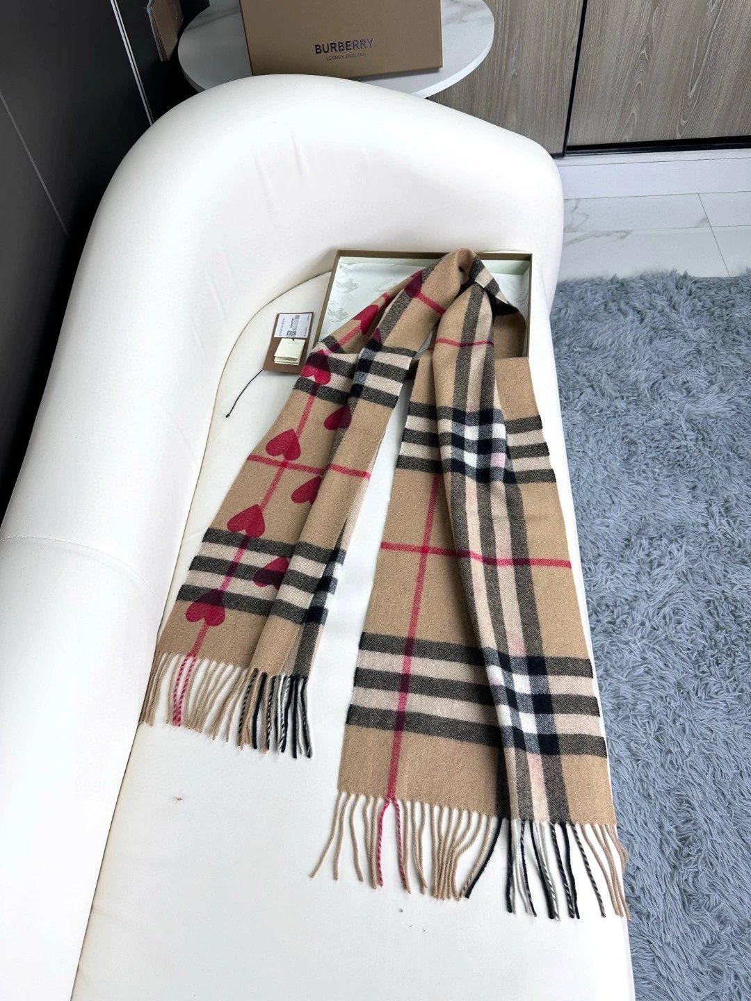 Burberry Cashmere Scarf Ver.A — QC