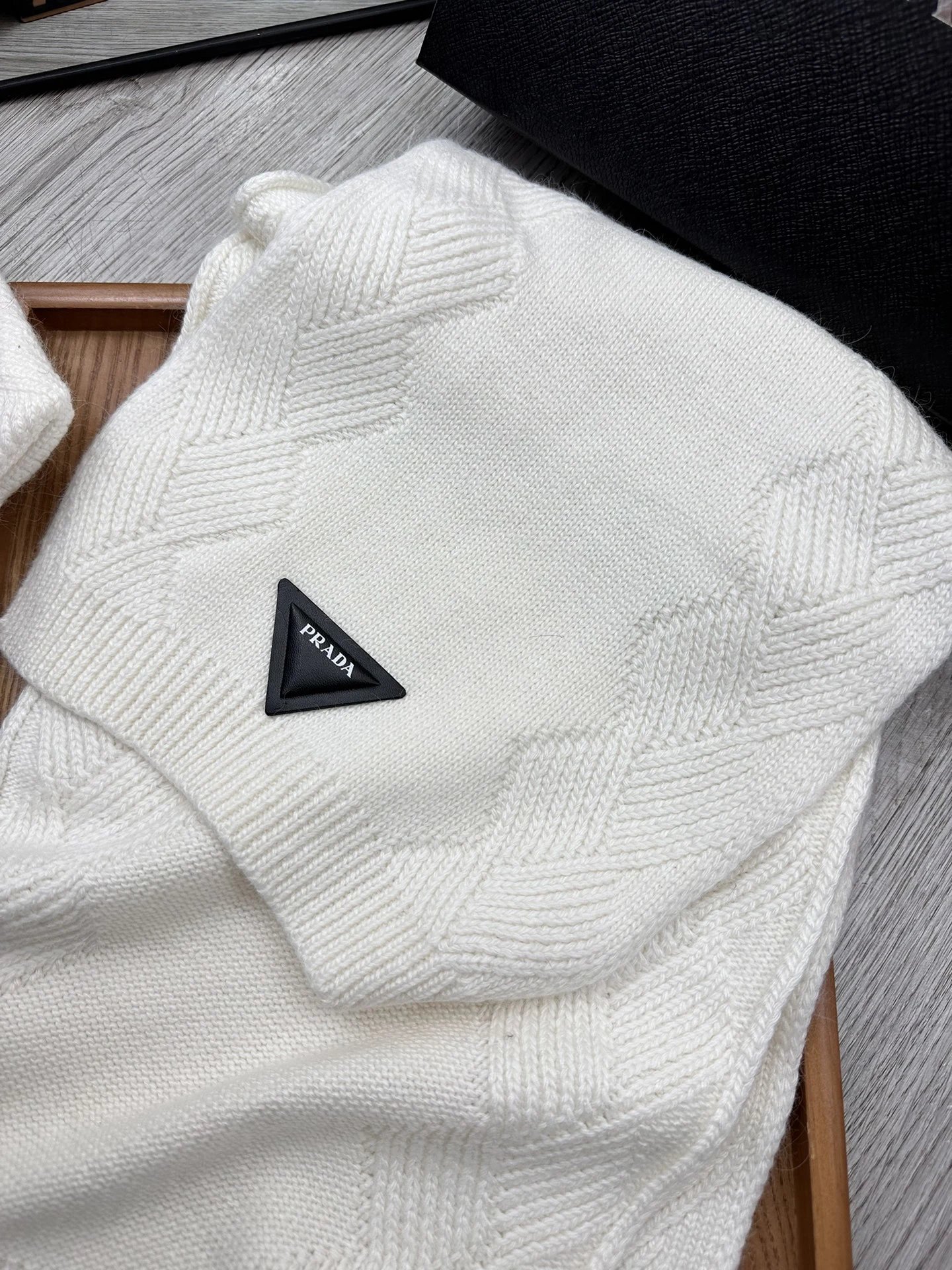 Prada Wool Rabbit Fur Scarf & Hat Set Ver.C — Photo 5