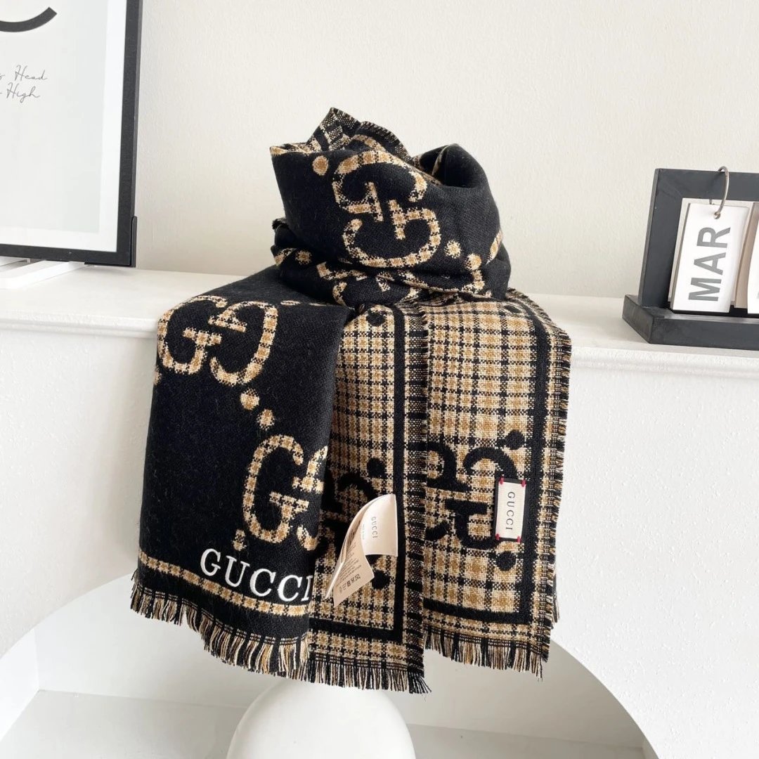 Gucci Cashmere Shawl Ver.H — Photo 7