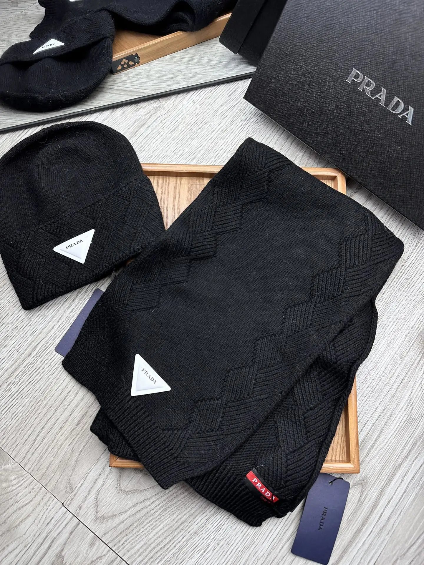 Prada Wool Rabbit Fur Scarf & Hat Set Ver.A — Photo 4