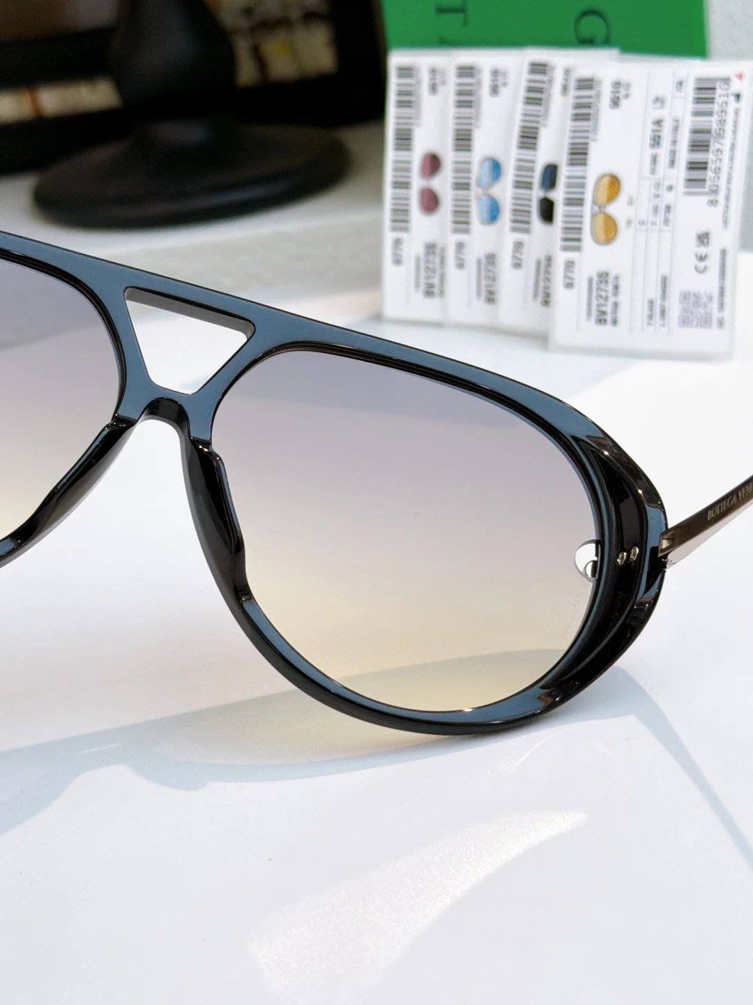 Bottega Veneta Sunglasses Ver.F — photo 5