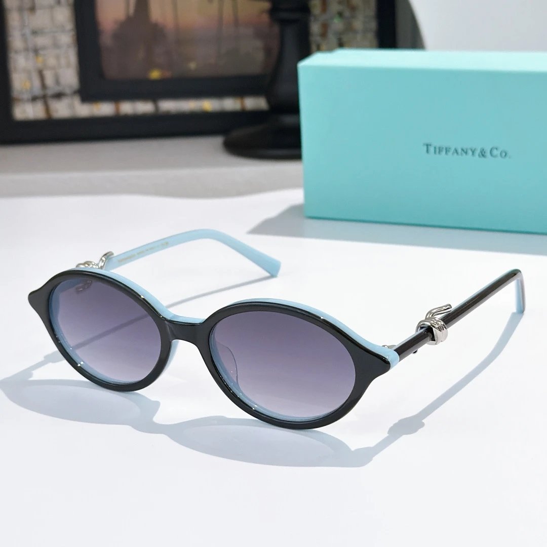 Tiffany Sunglasses Ver.C — Photo 3