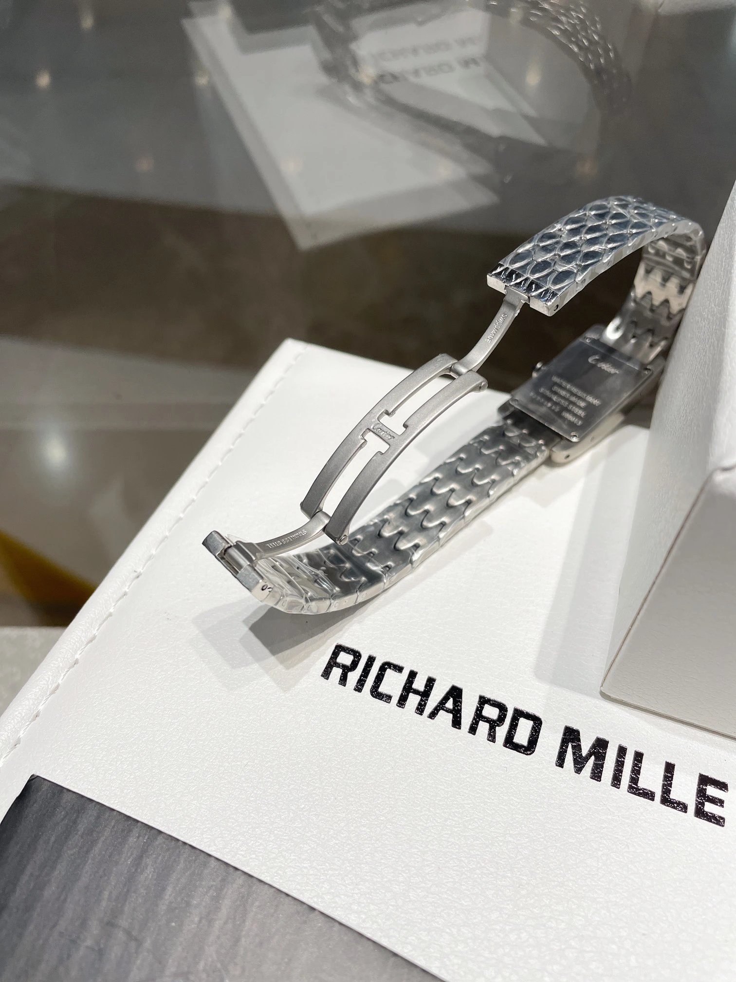 Cartier Tank Quartz Watch Ver.B — photo 4