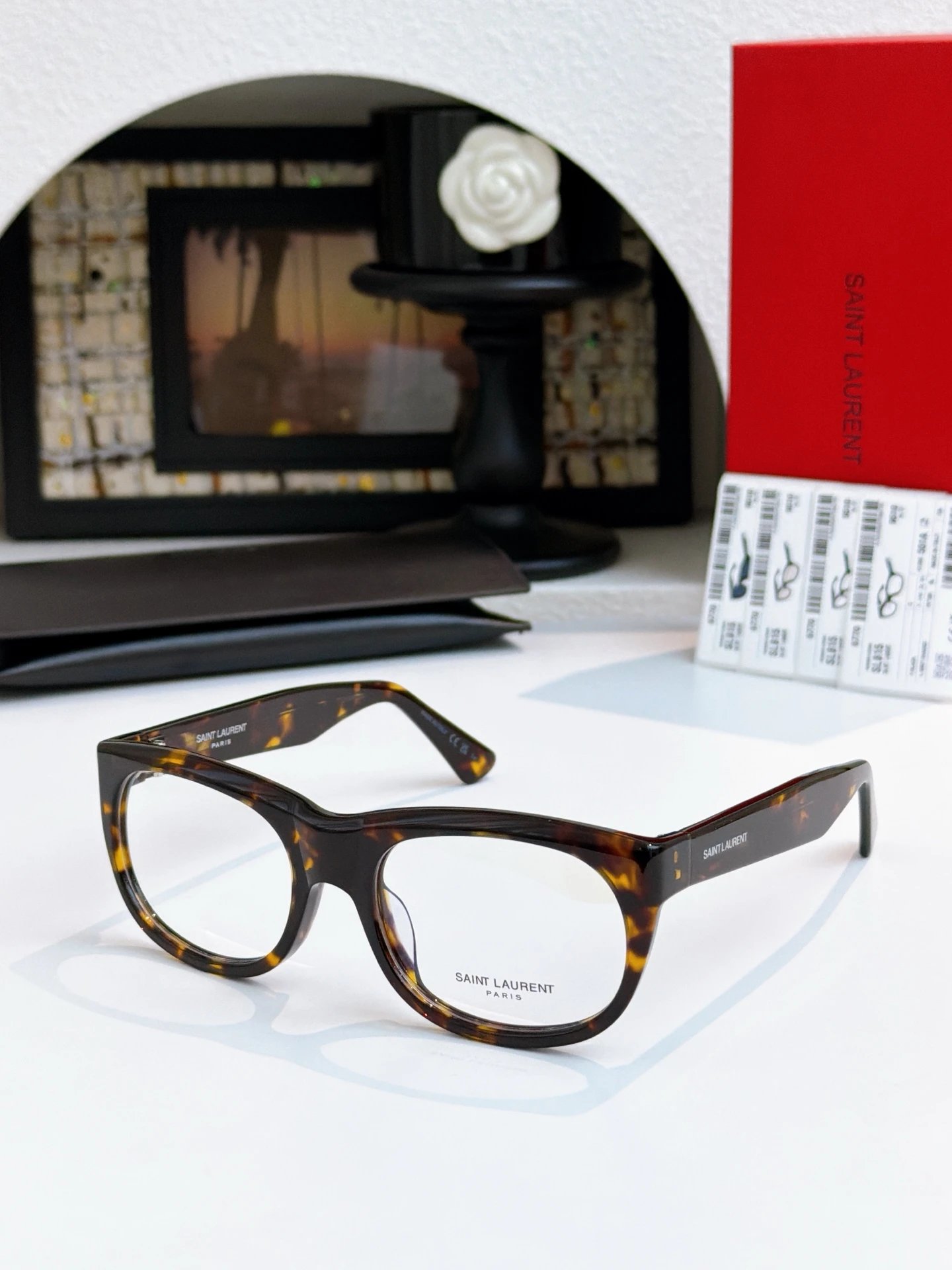 Saint Laurent SL 815 Sunglasses 56-20-140 — Photo 6