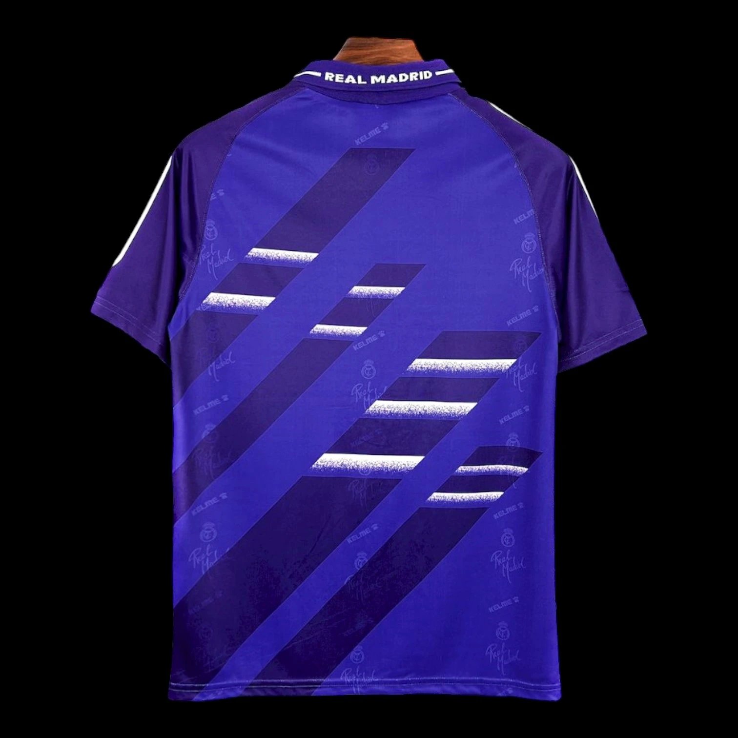 Real Madrid 1994/96 Retro Away Jersey — Photo 2