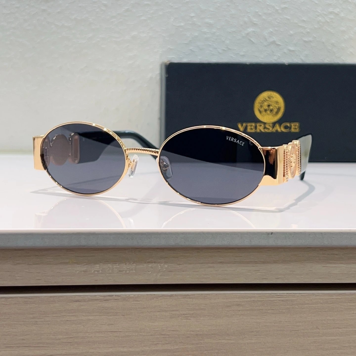 Versace Sunglasses Ver.B — Photo 4