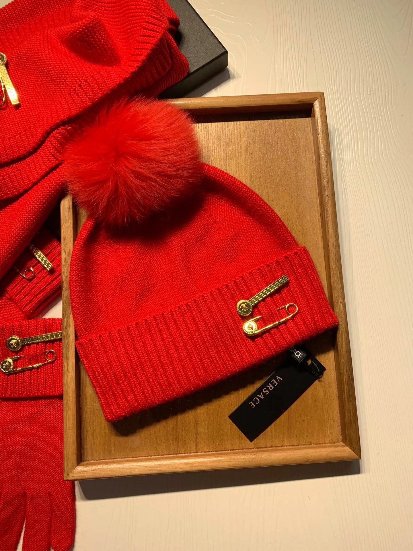 Versace Wool Rabbit Fur Scarf & Hat Set Ver.E — QC