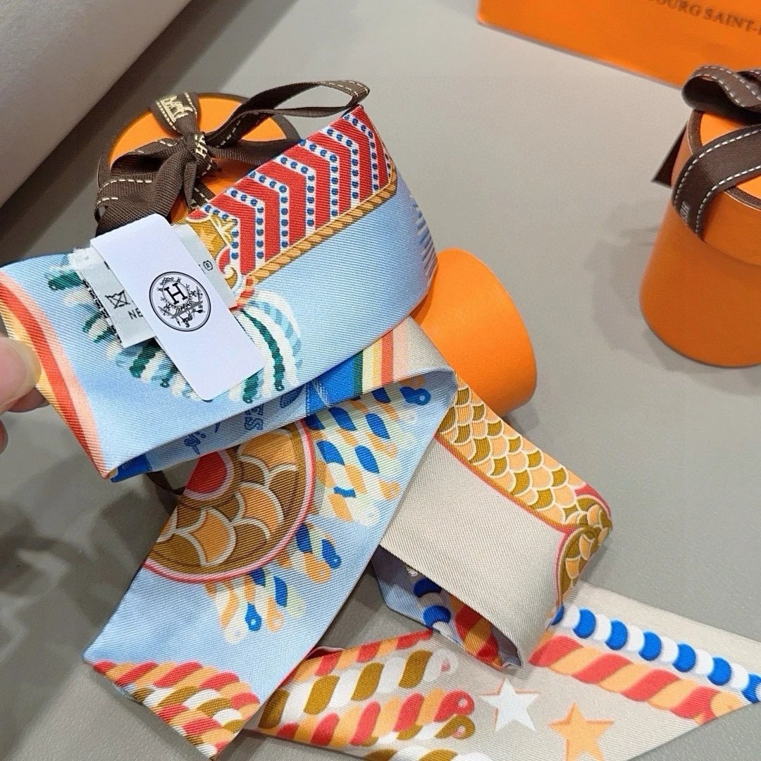 Hermes Silk Hair Ribbon Ver.B — Photo 4