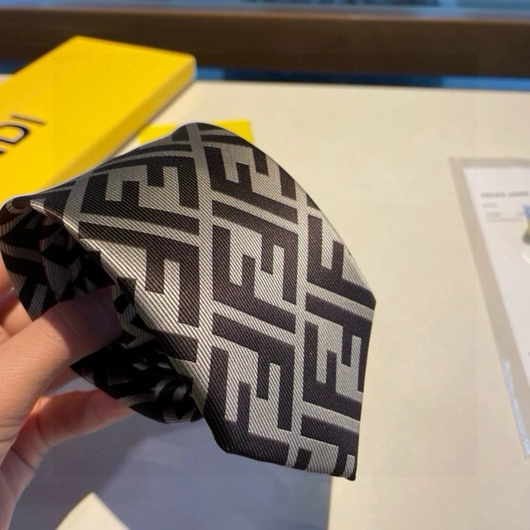 Fendi Silk Tie Ver.C — QC
