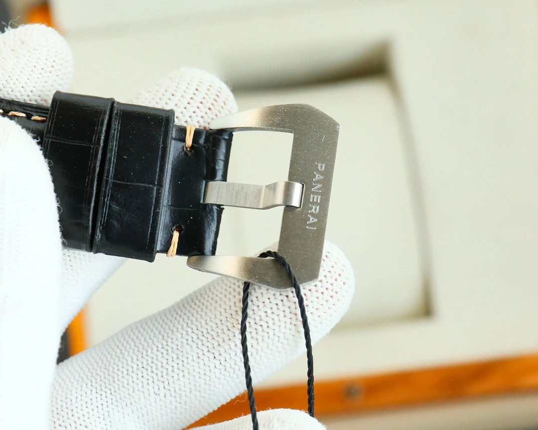 Panerai Luminor Automatic Watch 44mm Ver.B — photo 8