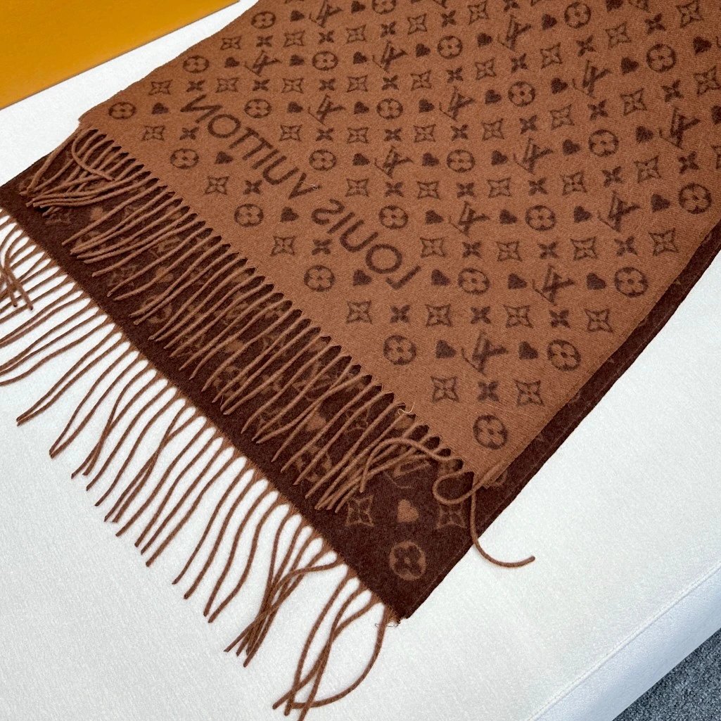 Louis Vuitton Cashmere Scarf Ver.A — QC