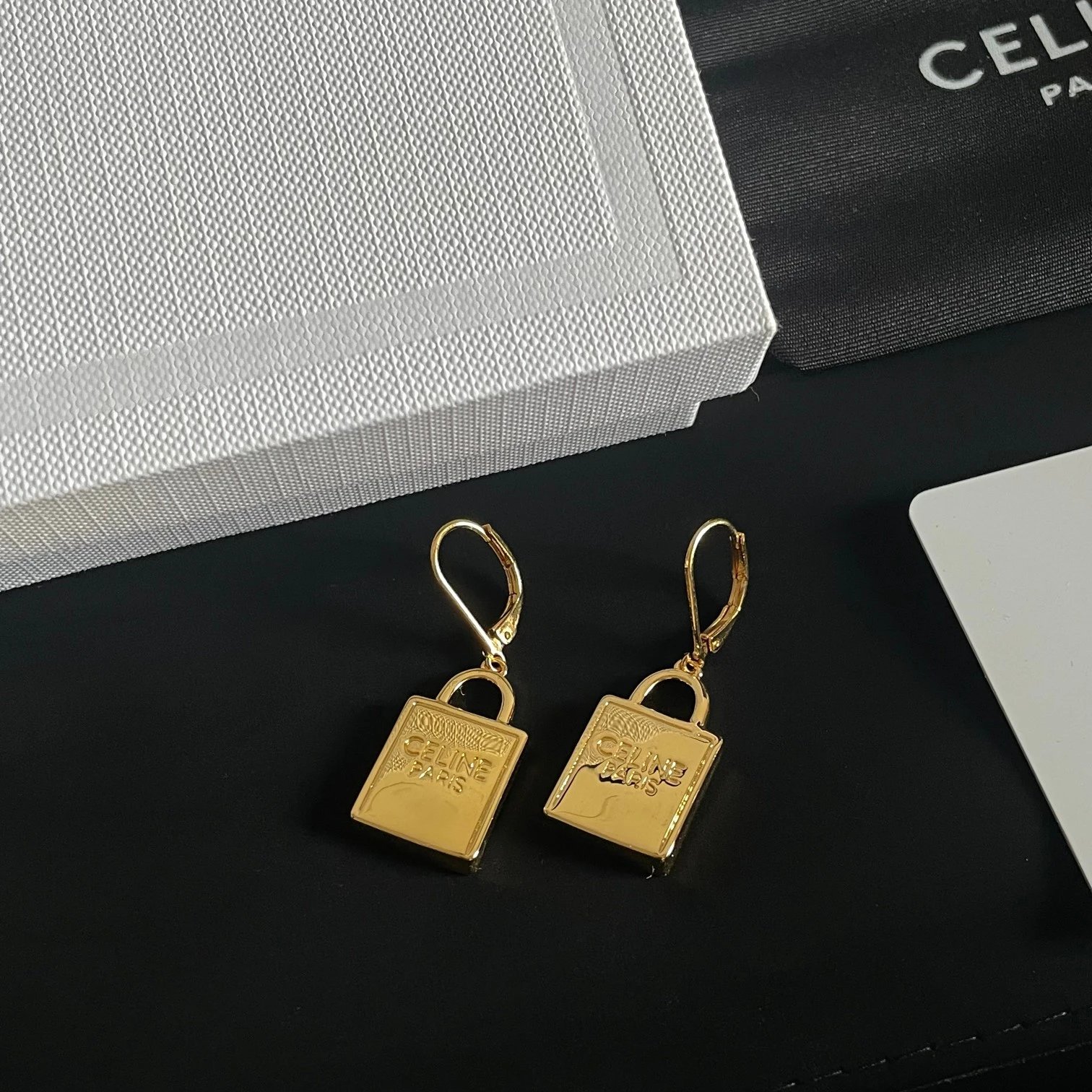 Celine Earrings Ver.I — Photo 3