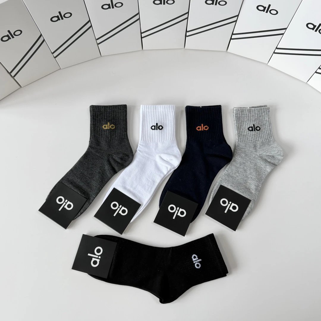ALO Crew Socks 5-Pair Box Ver.A — QC