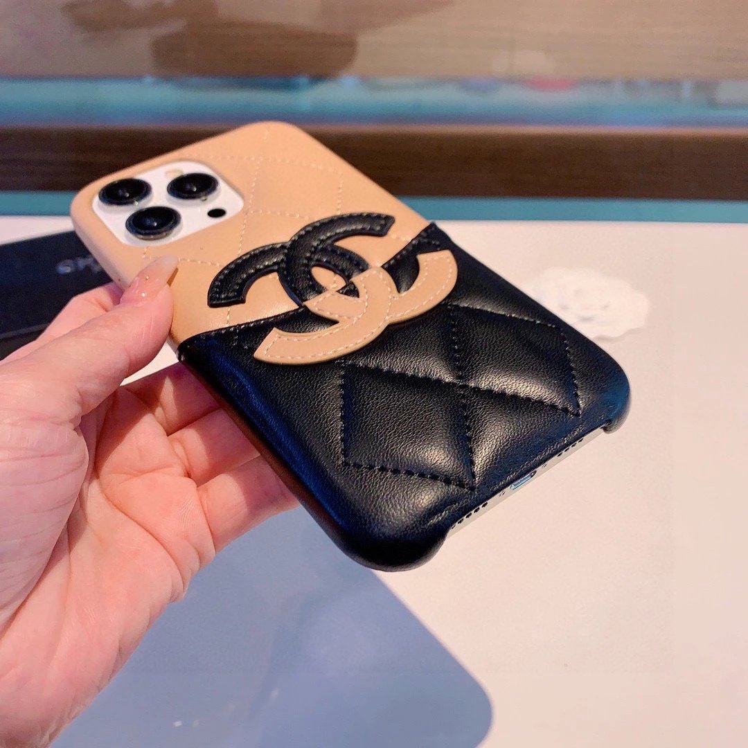 Chanel Phone Case Ver.E — Photo 7