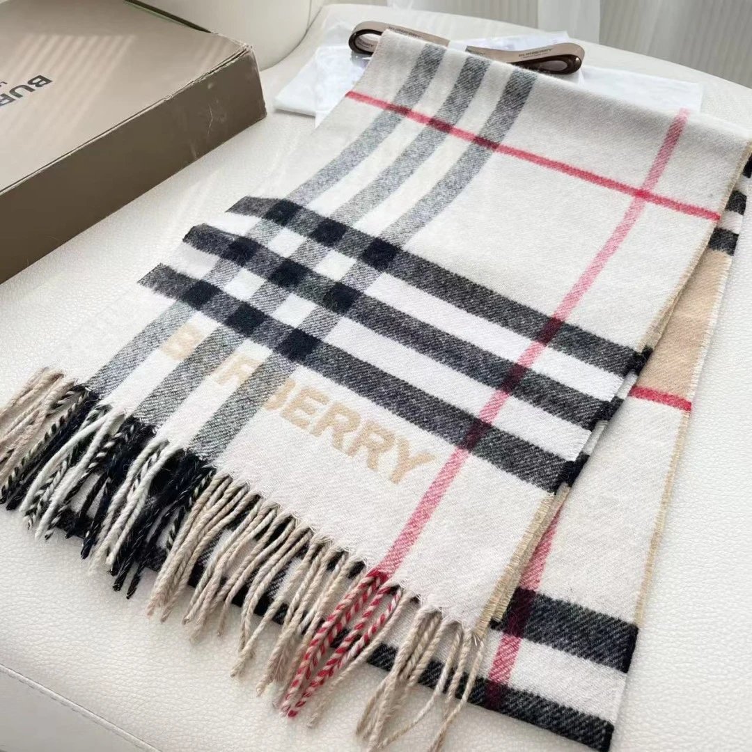 Burberry Cashmere Scarf Ver.C — QC