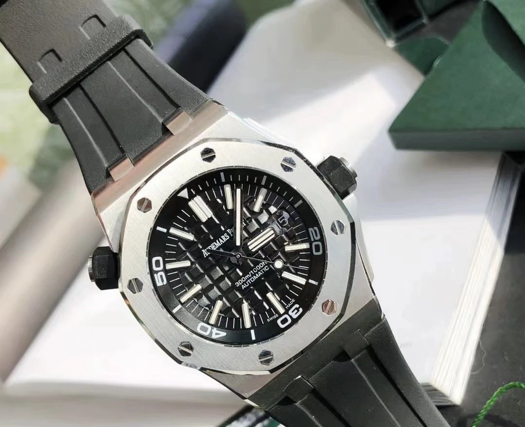 Audemars Piguet Royal Oak Offshore Automatic Watch Ver.D — Zdjęcie 3