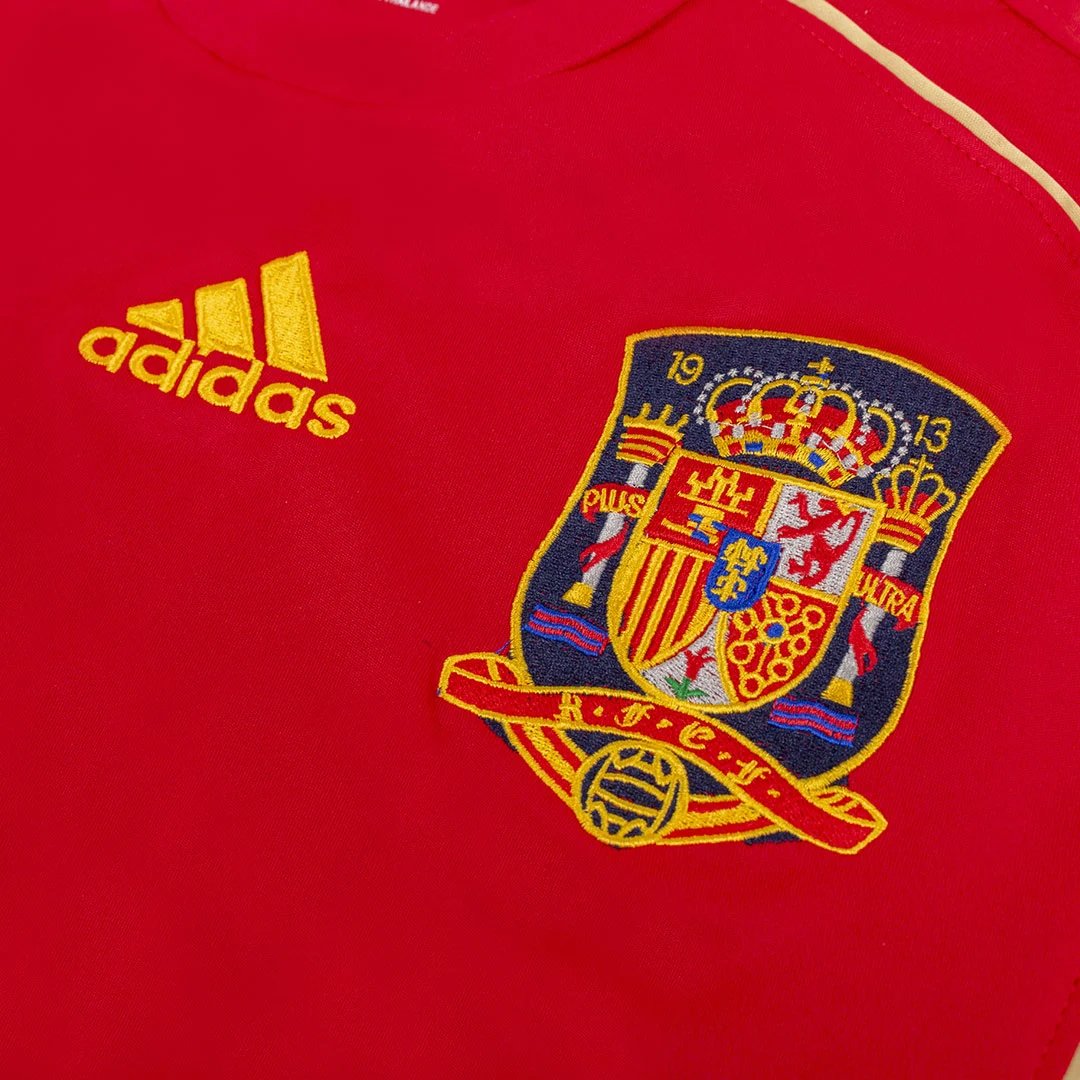 Spain 2008 Retro Home Jersey — Photo 4